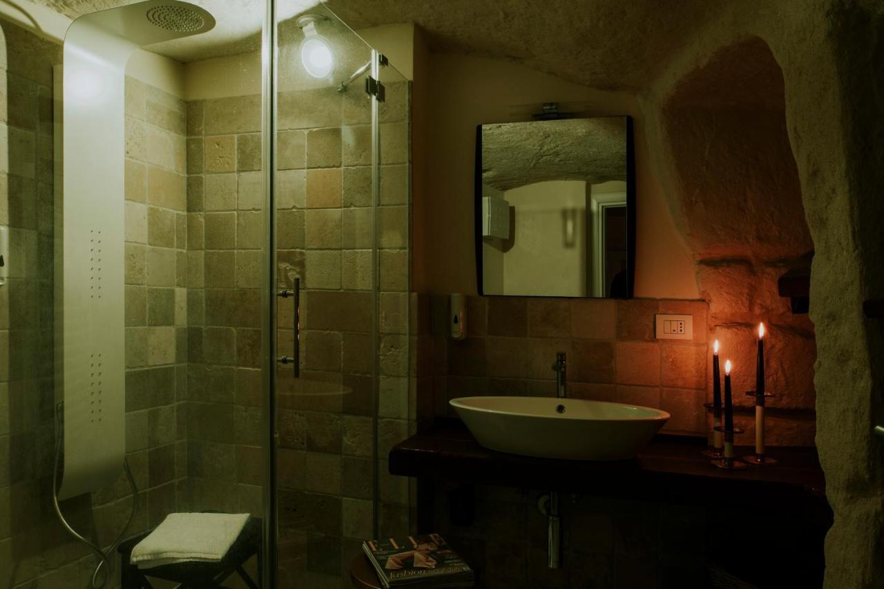 Lo Scorcio, casa vacanza nel cuore dei Sassi con vista incantevole con Self check-in Matera Esterno foto