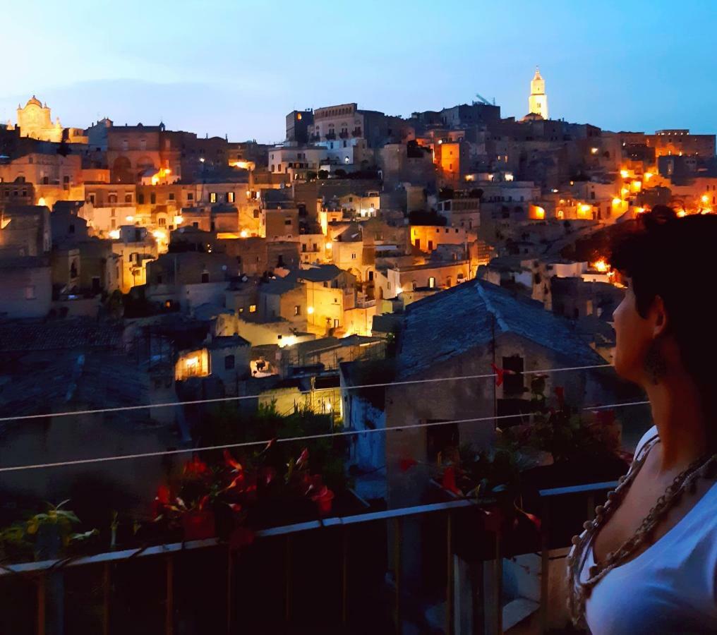 Lo Scorcio, casa vacanza nel cuore dei Sassi con vista incantevole con Self check-in Matera Esterno foto